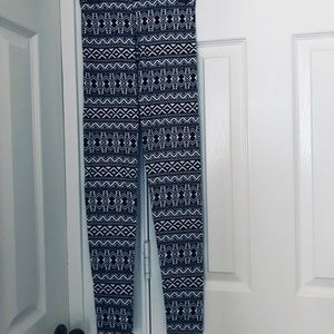 Black white low rise leggings with cute designs